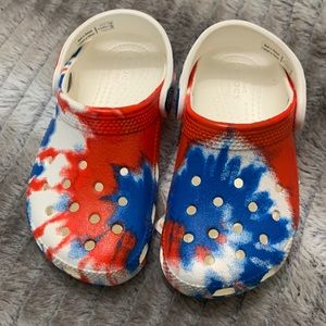 NEW toddler boys Crocs size 9